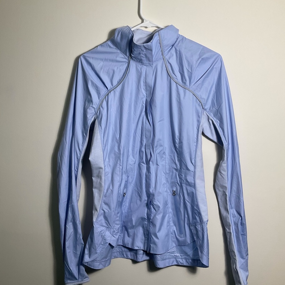 NWOT lululemon windbreaker